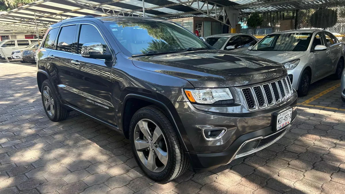 Jeep Grand Cherokee 3.6 Limited Lujo V8 4x2 At 2015
